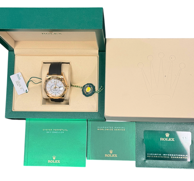 Rolex Sky-Dweller 326238